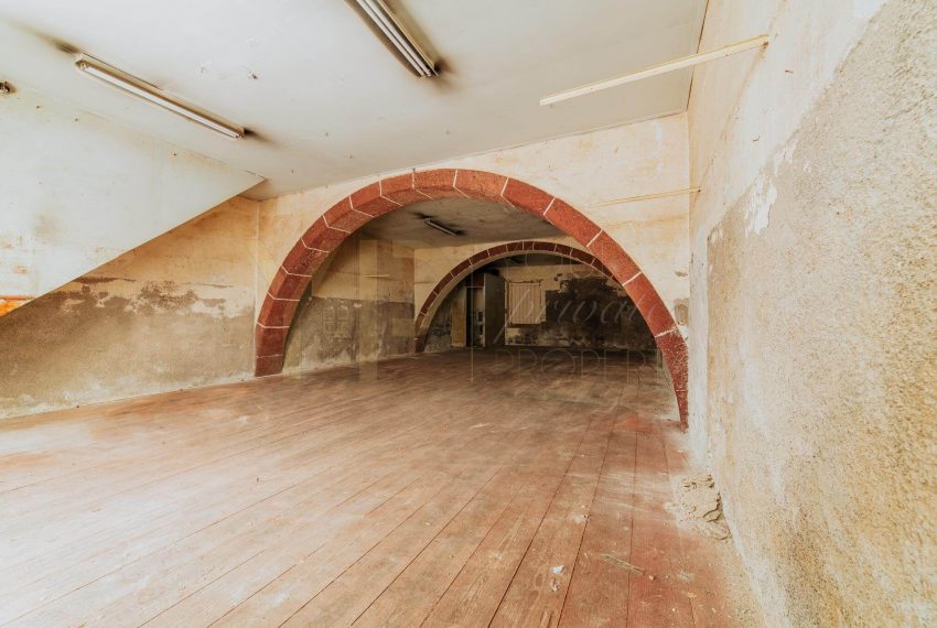 Building Located in the historic area of __Funchal14