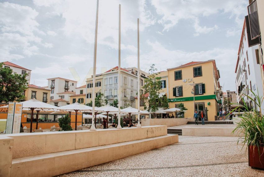 Building Located in the historic area of __Funchal20